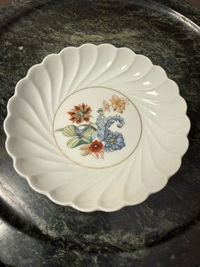 Haviland Limoges-France-Cathay Trinket Dish- scalloped edges